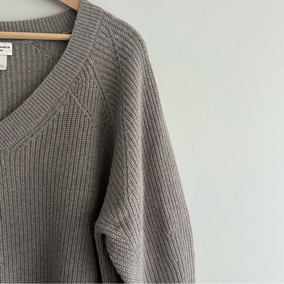 Club Monaco 100% Cashmere V-Neck Sweater Womens Size Large - Picture 6 of 15